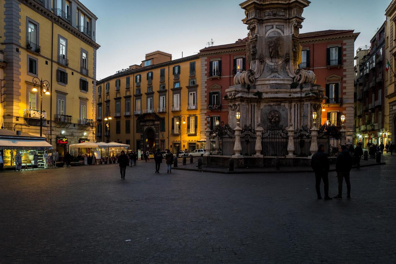 Art Suite nel Cuore di Napoli Esterno foto