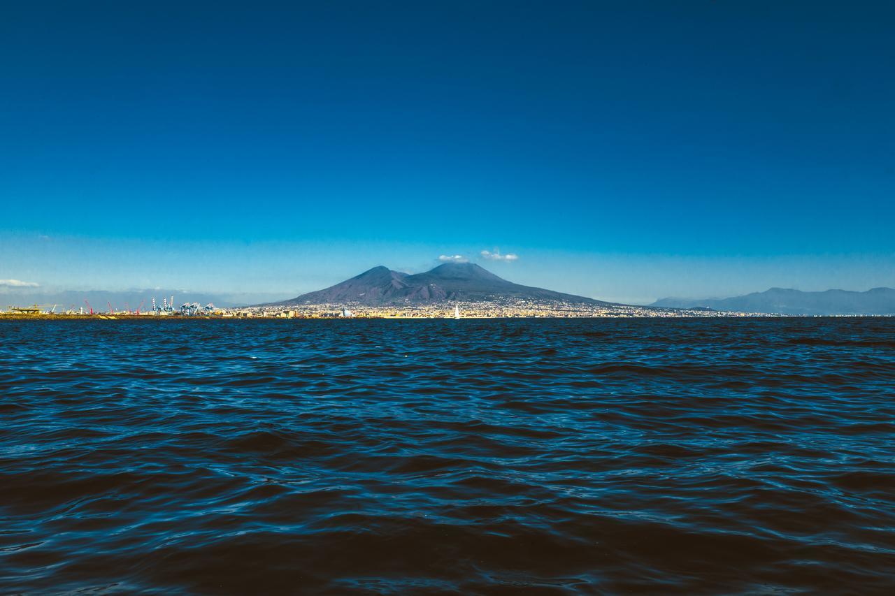 Art Suite nel Cuore di Napoli Esterno foto