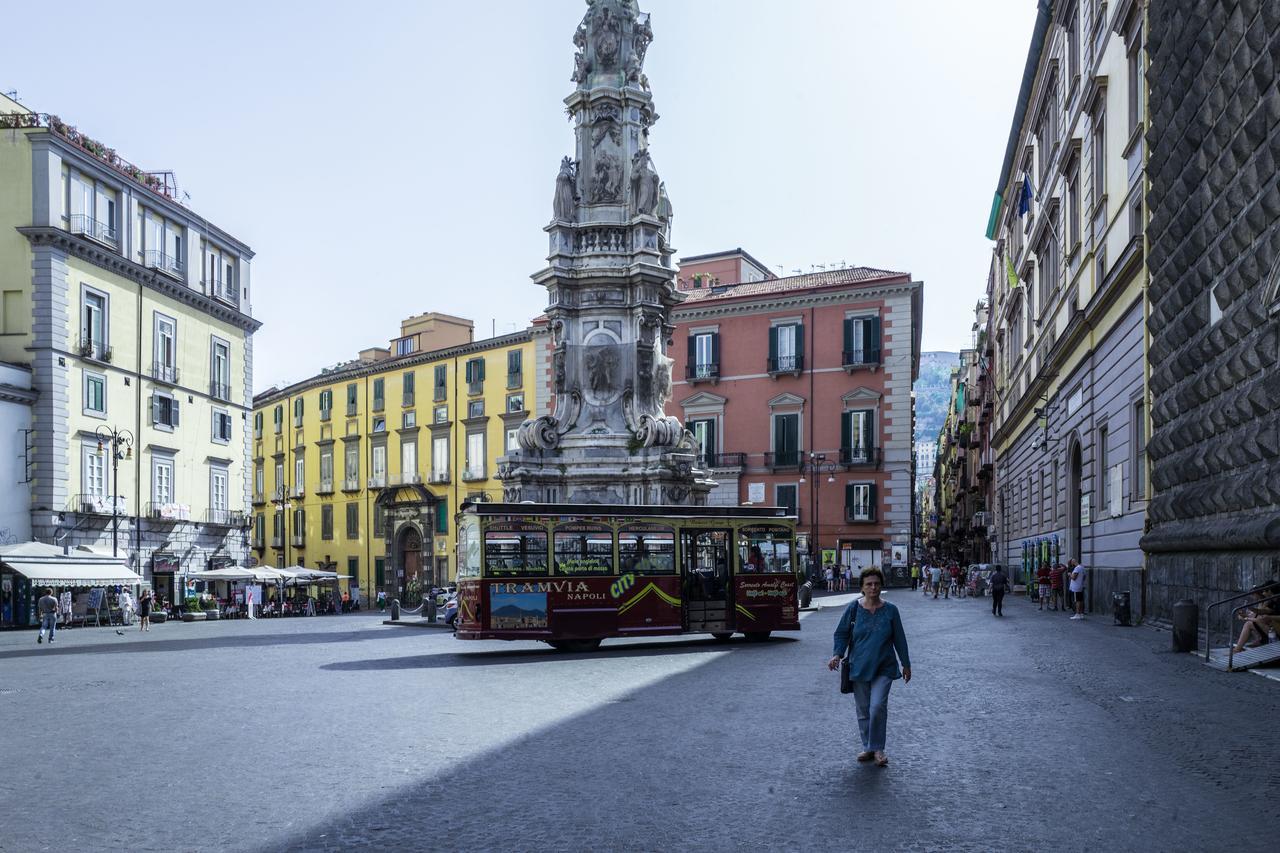 Art Suite nel Cuore di Napoli Esterno foto
