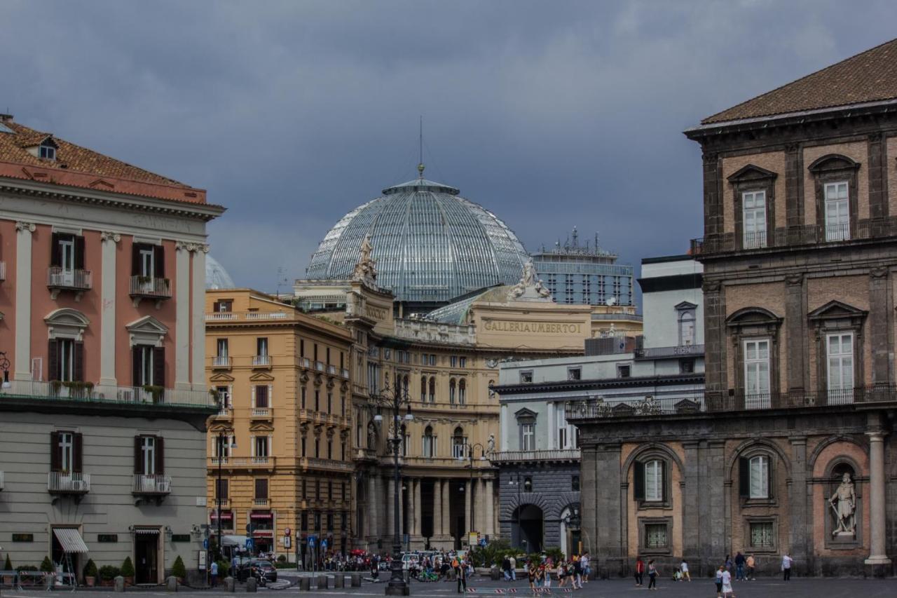 Art Suite nel Cuore di Napoli Esterno foto